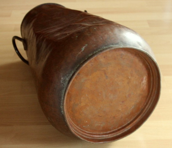 Image 1 of Portaombrelli in rame martellato anni '70, stile shabby chic con manici in metallo