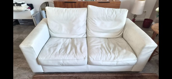 Image 1 of Canapé 2 + 3 places en cuir blanc Natuzzi