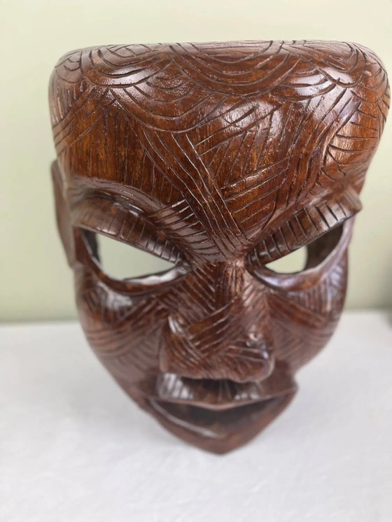 Handgefertigte afrikanische Maske – Wanddekoration, Wood (photo 12 of 14)