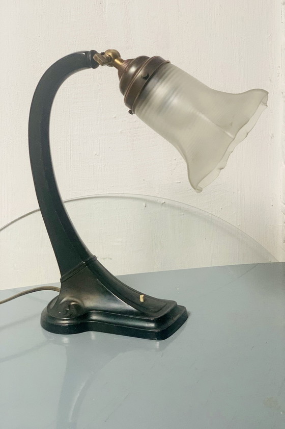 Image 1 of Art nouveau bureaulamp met glazen kap rond 1910