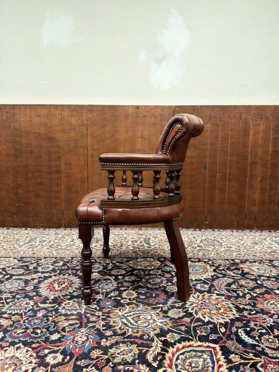 Nouveau! Fauteuil Chesterfield anglais classique – Chaises & fauteuils, Leather, Wood (photo 3 of 8)