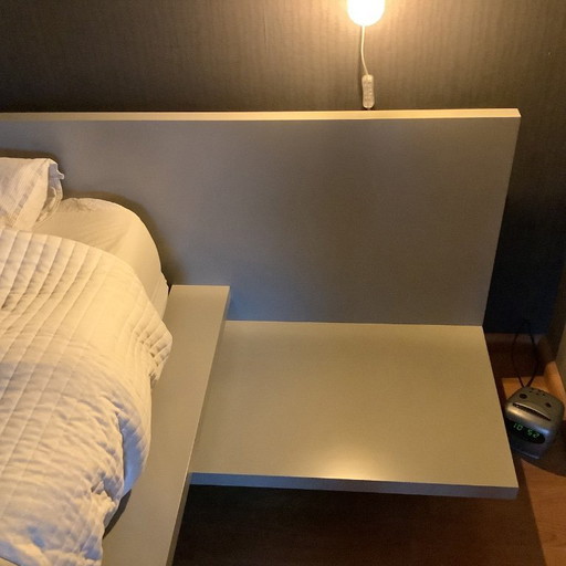 Taupe-colored double bed interlubke + slatted base sleeplife