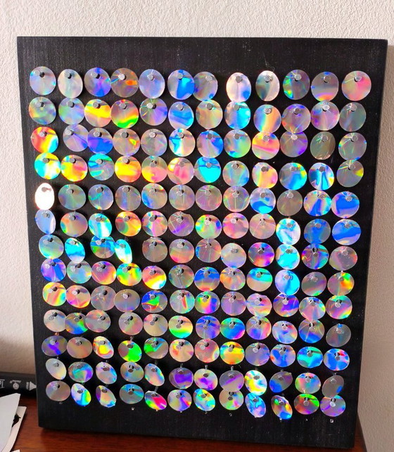 Image 1 of Mosaik aus Aluminiumdosen mit holografischem Effekt