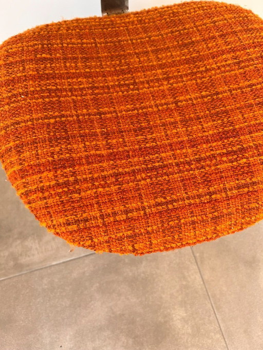 8 Esszimmerstühle im Vintage-Stil