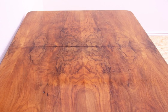 Image 1 of Table de salle à manger réglable en noyer, années 1930, Tchécoslovaquie