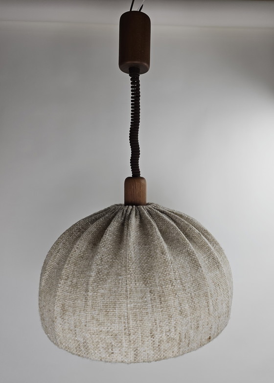 Image 1 of Lámpara colgante Domus pantalla de tela y elementos de teca