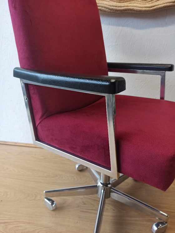 Image 1 of Poltrona girevole unica nel suo genere, risalente agli anni '60.