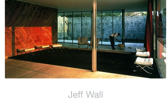 Image 1 of Wall, Jeff - Pulizia mattutina - Collezione di fotografie contemporanee