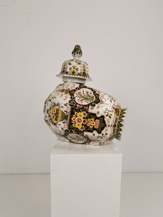 Image 1 of Makkum Tichelaar lidded jar, hand-painted porcelain – NL