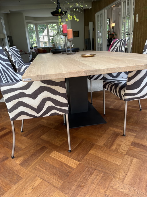 Bert Plantagie dining table