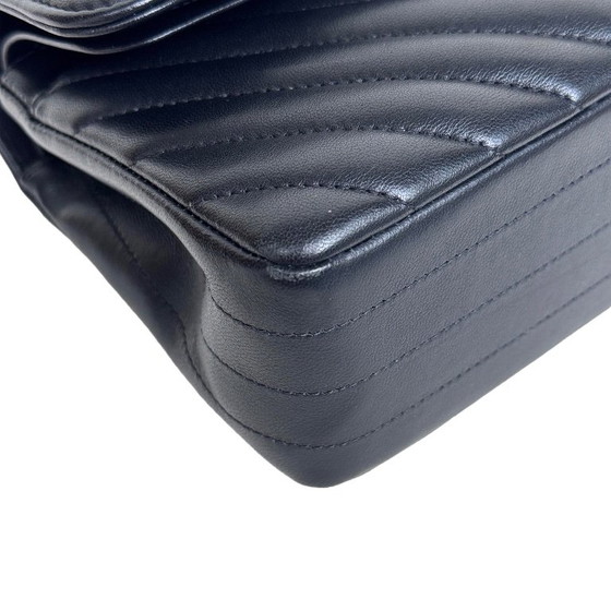 Chanel Classic Flap Small – Crossbody bags, Lambskin (photo 4 of 29)