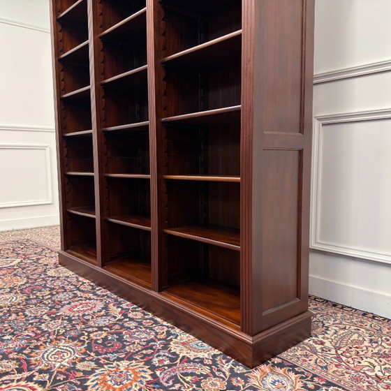 Bibliothèque ouverte classique anglaise – Bois (photo 10 of 12)