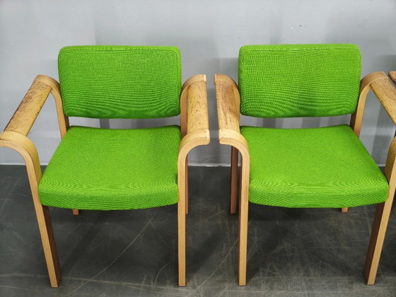 Image 1 of Ensemble de 4 fauteuils danois en chêne, par Magnus Olesen, années 1960