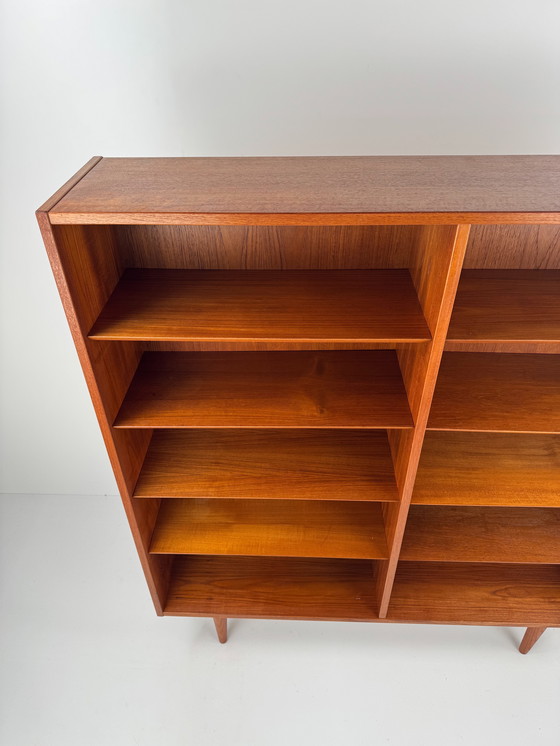 Image 1 of Teak Bookcase by Poul Hundevad – Danish Mid-Century Elegance