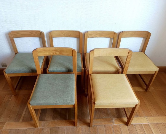 Image 1 of 6 stoelen in Scandinavische stijl, gemaakt van iepenhout en stof.