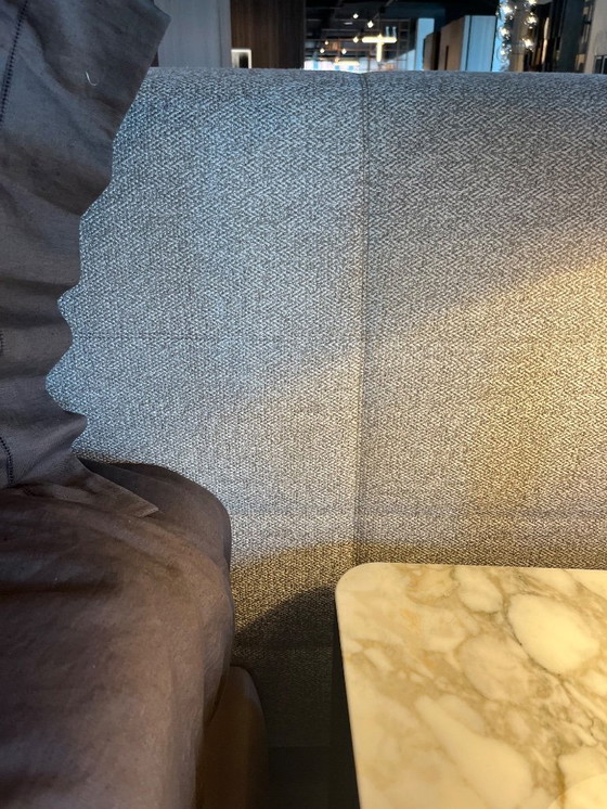 Image 1 of Cama Minotti Lawrence