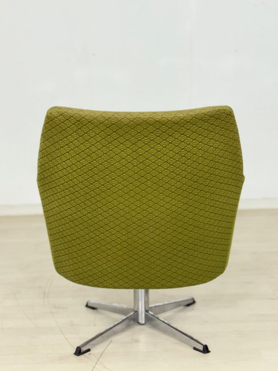 Image 1 of Vintage armchair, swivel armchair