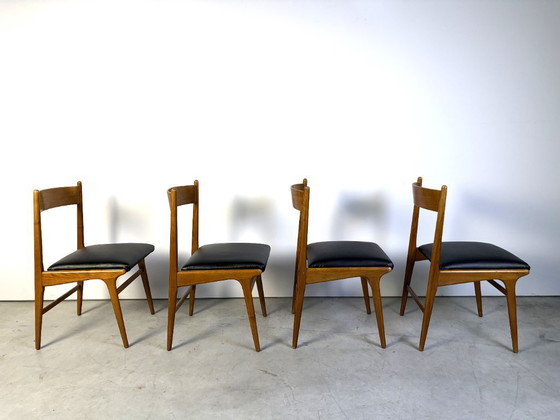 Sedie da pranzo italiane di metà secolo, anni '60, Legno, Pelle, Marrone, Mid Century Modern (foto 2 di 12)