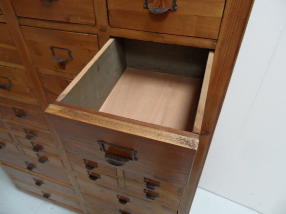 Vintage winkelkast met lades – Ladekasten, Wood (photo 3 of 8)