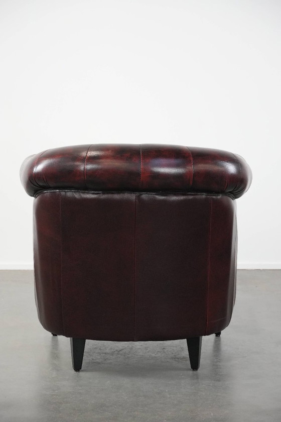 Image 1 of Fauteuil club Chesterfield en cuir de vachette de style anglais classique