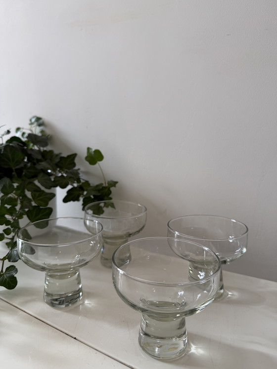 Image 1 of Set di 4 bicchieri da coppa dal design scandinavo