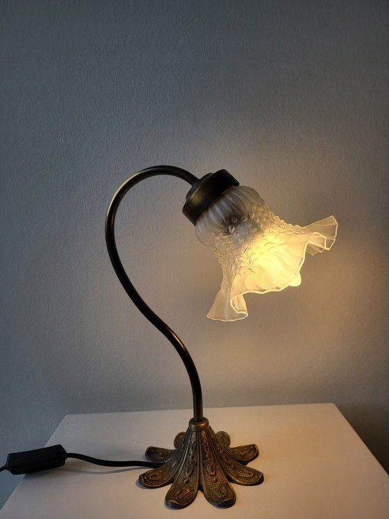 Paire de lampes de bureau Lily – Brass (photo 9 of 12)