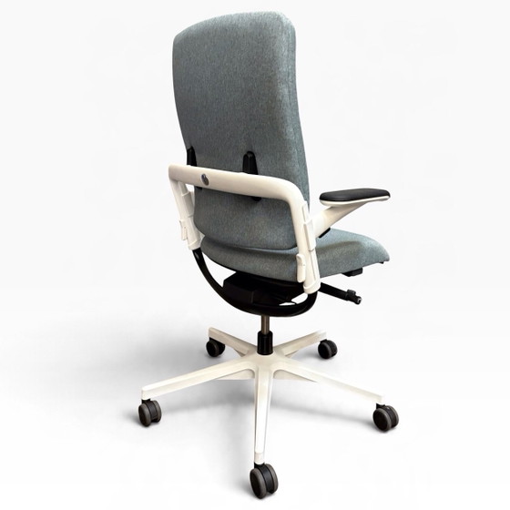 Nuova Sedia da ufficio EN1335 e NPR1813 – Nowystyl, Sedie da ufficio, Plastica, Tessile (photo 4 of 8)