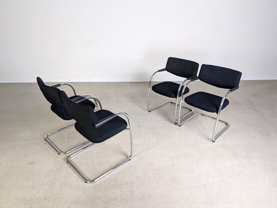 Image 1 of Set di 4 sedie originali Vitra Visavis, impilabili, a sbalzo, IVA inclusa