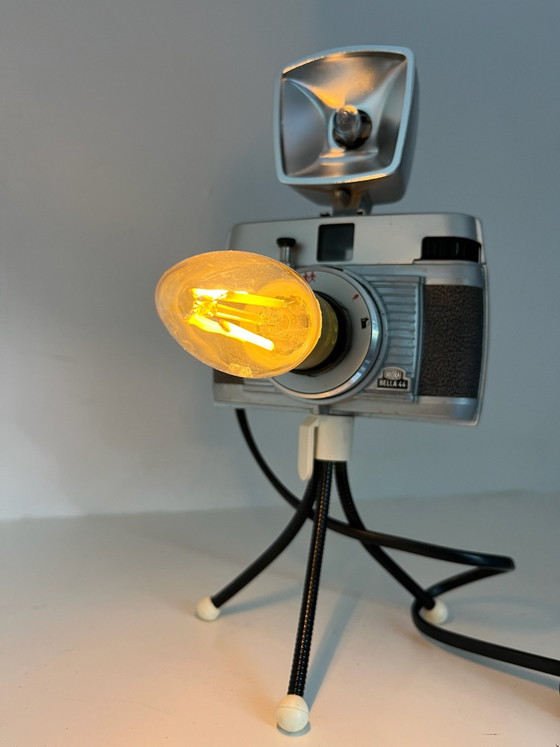 Design lamp van vintage camera – Bilora, Tafellampen, Metaal, Kunststof (photo 10 of 13)