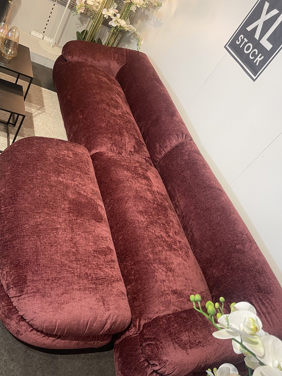 Image 1 of XL Lager Rote Bank