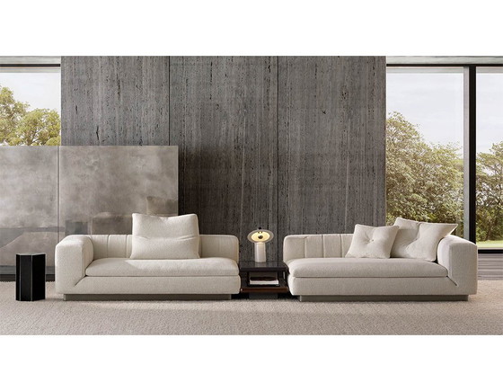 Modello dimostrativo Minotti Riley Configurazione 02 Tessuto Cat G con profili color cognac – Divani modulari (photo 4 of 13)