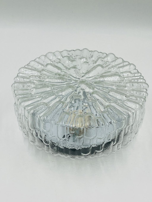 Enorme modernistische plafondlamp van gevormd glas. – Massive, plafondlampen (photo 2 of 12)