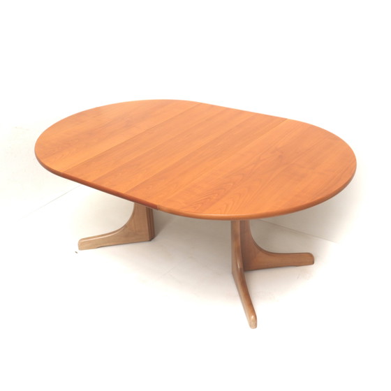 Image 1 of Grande table de salle à manger extensible vintage des années 1970