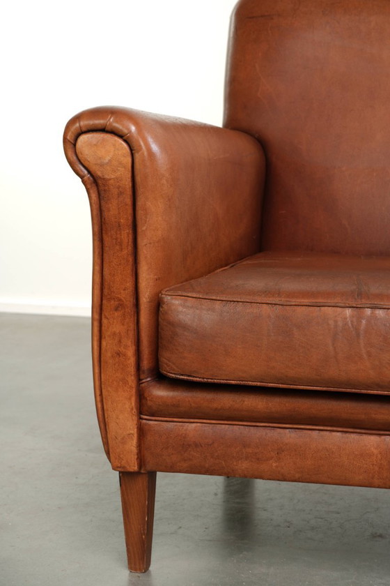 Stoere Vintage Schapenleren Armchair Met Een Mooie Cognac Kleur En Een Comfortabele Zit – Fauteuils, Leather (photo 9 of 13)