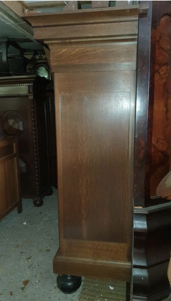 Image 1 of Elegante mueble de madera de cerezo