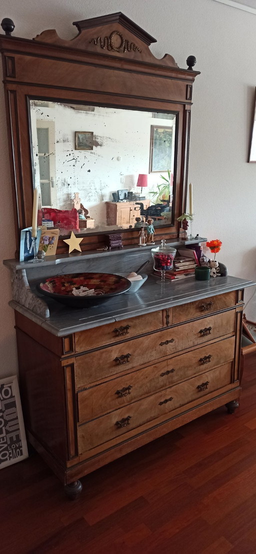 Frans dressoir/commode