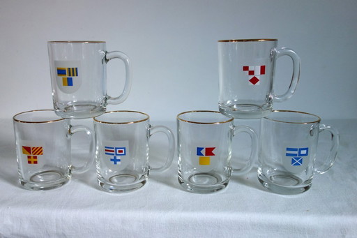6 vintage Mobil flag mugs