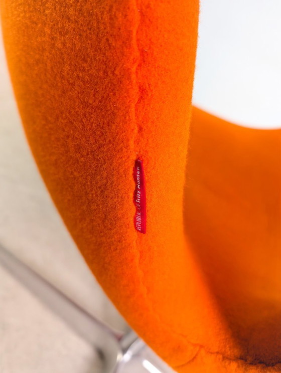 Image 1 of 2x Original Fritz Hansen Swan chair Arne Jacobsen fabric orange