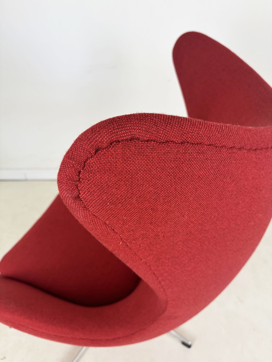 Image 1 of Vintage Egg Chair