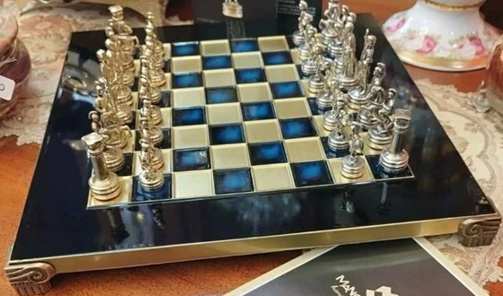 Image 1 of Manopoulos Griekenland schaakspel met schaakbord en certificaat