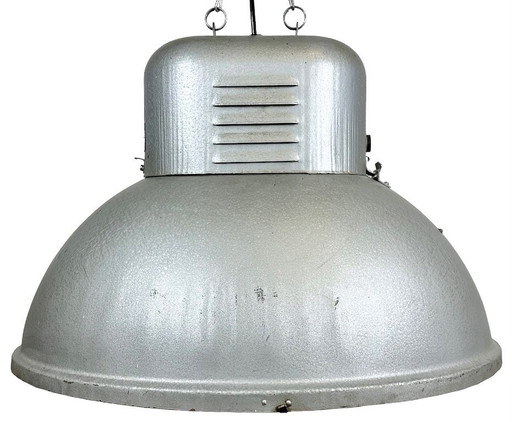 Grande suspension ovale de style industriel polonais, fabriquée par Predom Mesko, années 1960