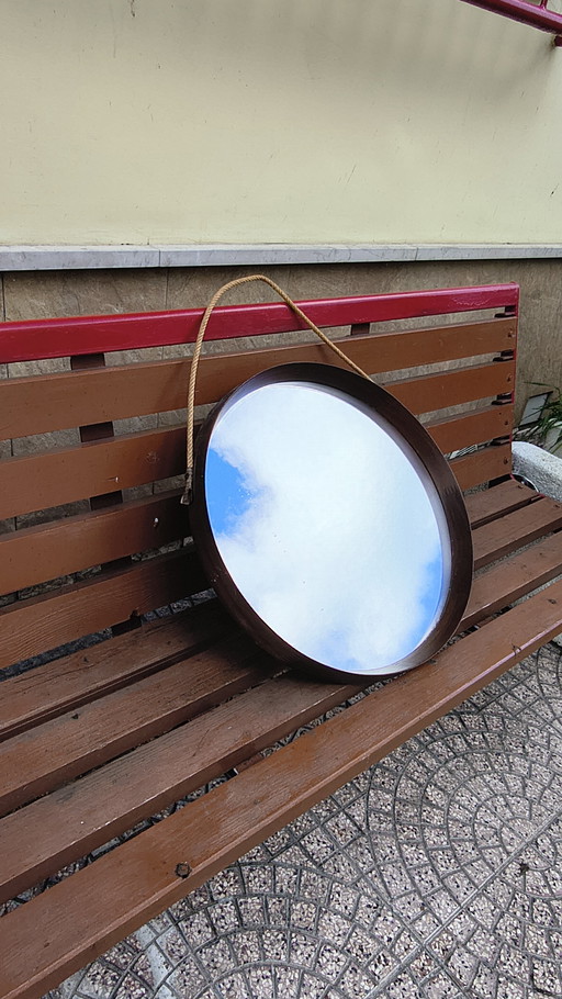 Runder Teakholzspiegel aus den 1960er Jahren im skandinavischen Stil