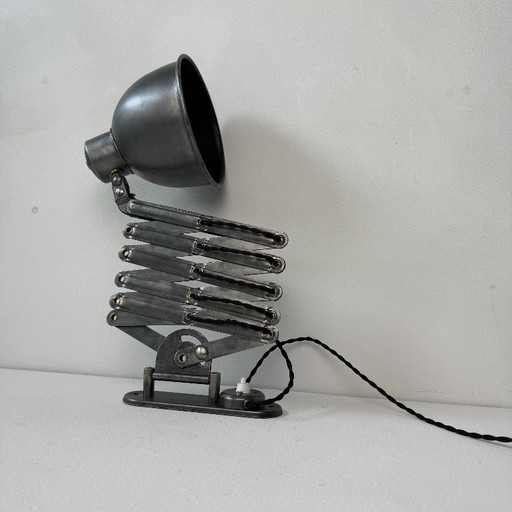 ALTE LAMPE WANDLEUCHTE AKKORDEON INDUSTRIE BAUHAUS