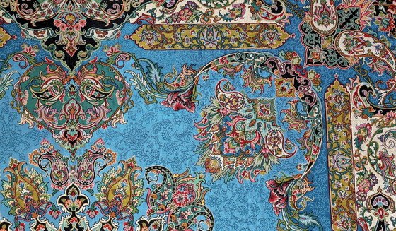 Image 1 of Oosters handgemaakt tafelkleed, zeer fijn vervaardigd uit zijden draden, 100 x 100 cm