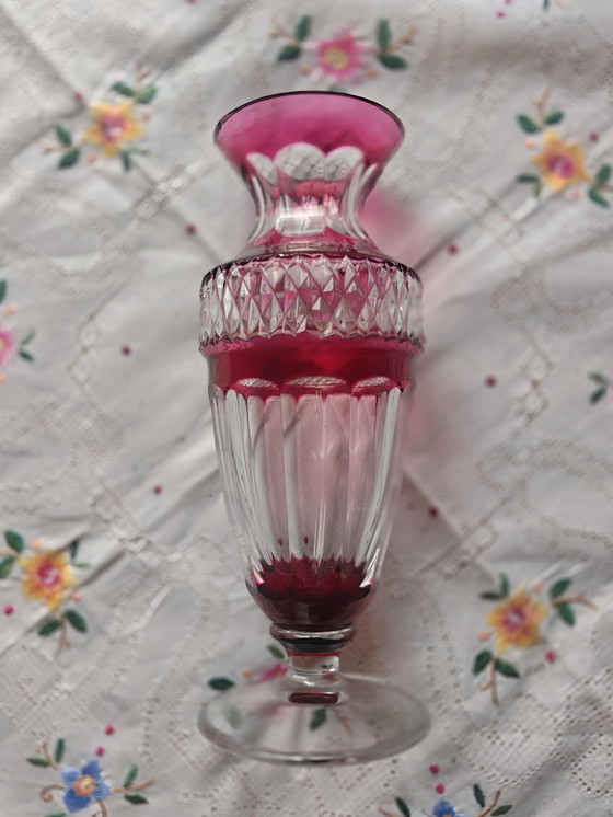 Image 1 of Beautiful Val Saint Lambert Crystal Vase - Red 'Cut-to-Clear' (approx. 20 cm)