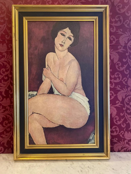 Reproductie naar Modigliani, zittend vrouwelijk naakt, vergulde lijst en zwarte passe-partout, 75 x 47 cm