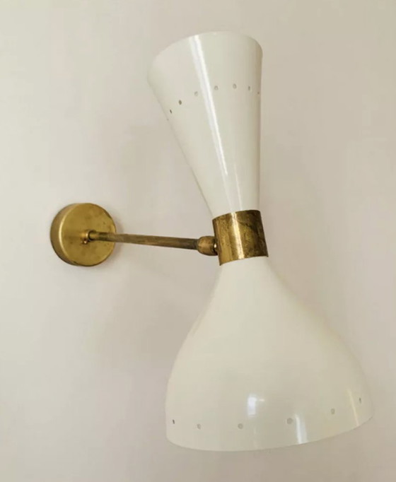 Image 1 of Coppia di applique bianche al chiaro di luna