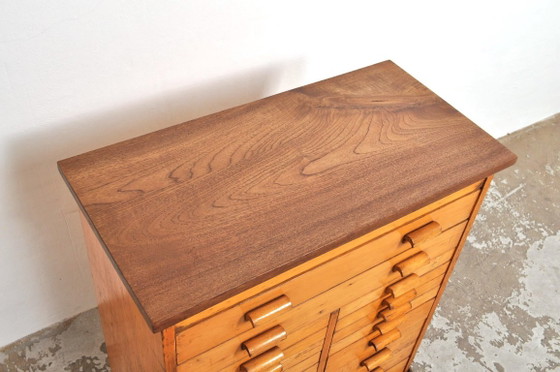 Armadio scolastico / Cassettiera vintage in faggio anni '50 – Cassettiere, Wood (photo 8 of 8)
