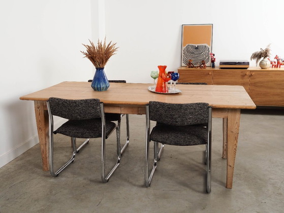 Image 1 of Kiefernholztisch, dänisches Design, 1990er Jahre, hergestellt in Dänemark