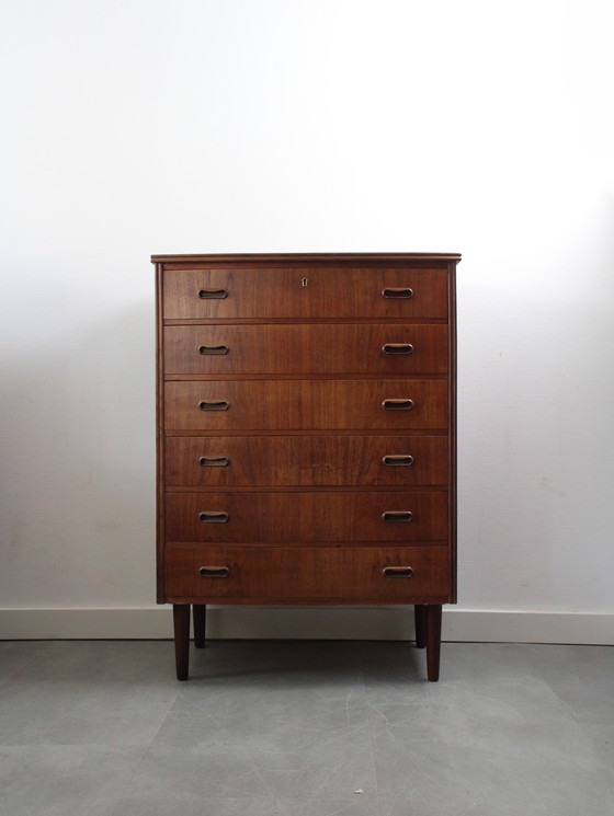 Image 1 of Cassettiera danese vintage in teak 